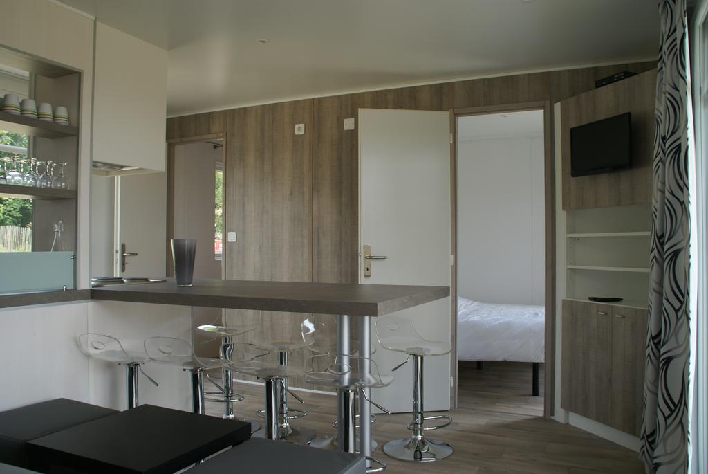 Les Roulottes & Cottages Du Moulin Chenillé-Changé 외부 사진