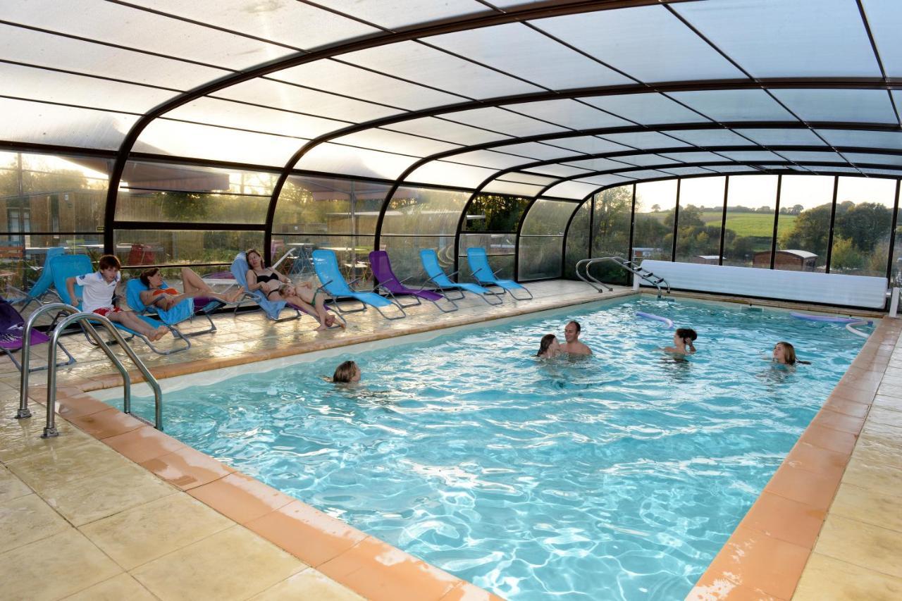 Les Roulottes & Cottages Du Moulin Chenillé-Changé 외부 사진